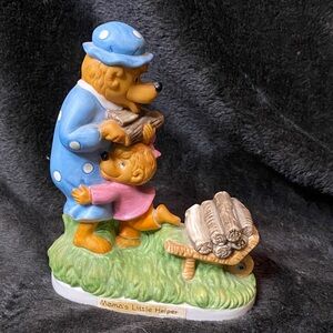 Mama's Little Helper Figurine